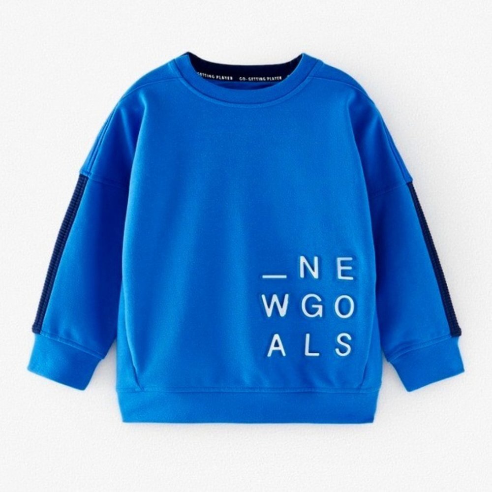 ZARA BOYS BLUE PLUSH SWEATSHIRT SIZE 8 NWT